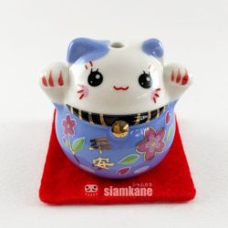 แมวกวักนำโชค WH4 ตาแป๋ว สีฟ้า เครื่องรางญี่ปุ่น