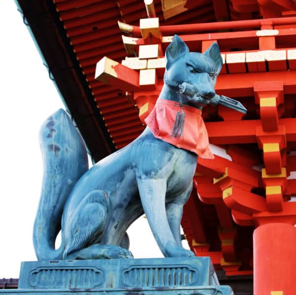 Kitsune-Inari เทพจิ้งจอก ศาลเจ้า ฟูจิมิ อินาริ เกียวโต