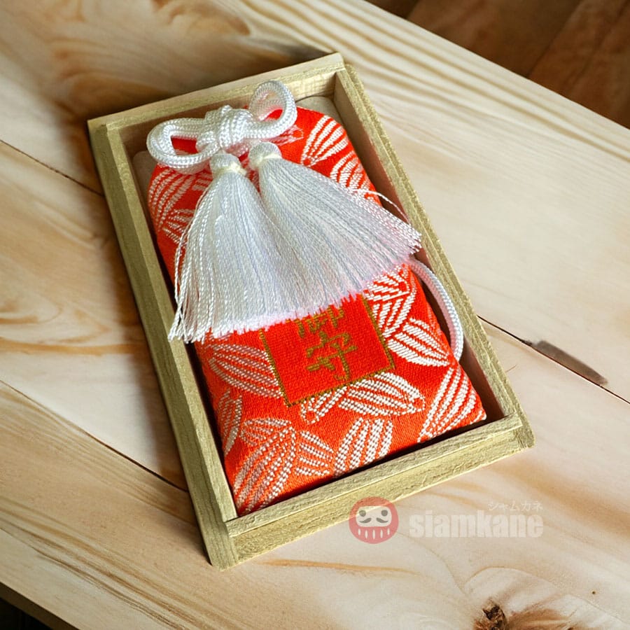 เครื่องรางญี่ปุ่น ขอลูก คลอดปลอดภัย Kumano Nachi Taisha